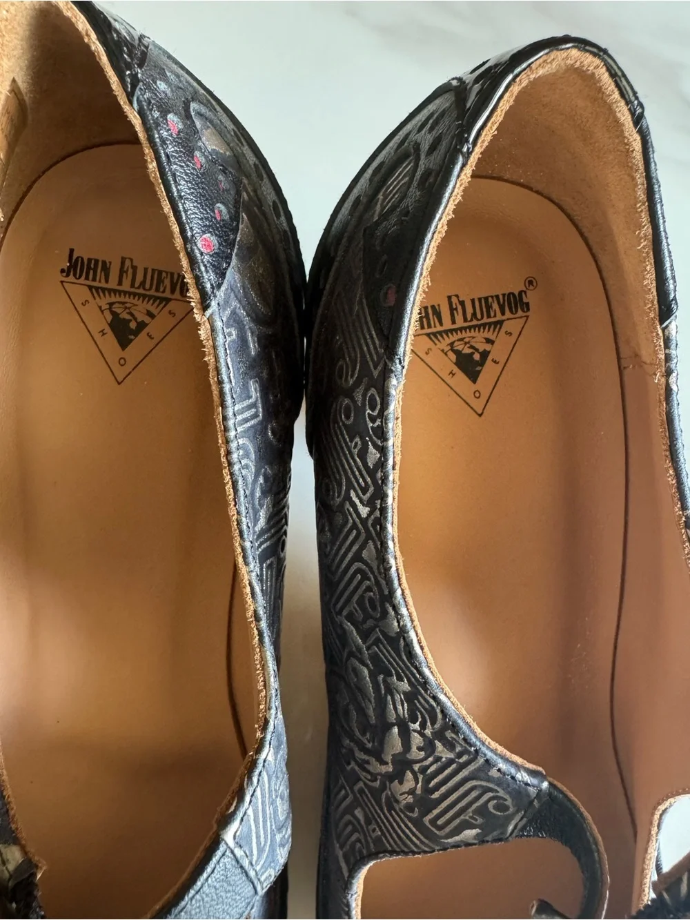 John Fluevog Boudicca Big Presence Black Silver Mary Jane Heels 7